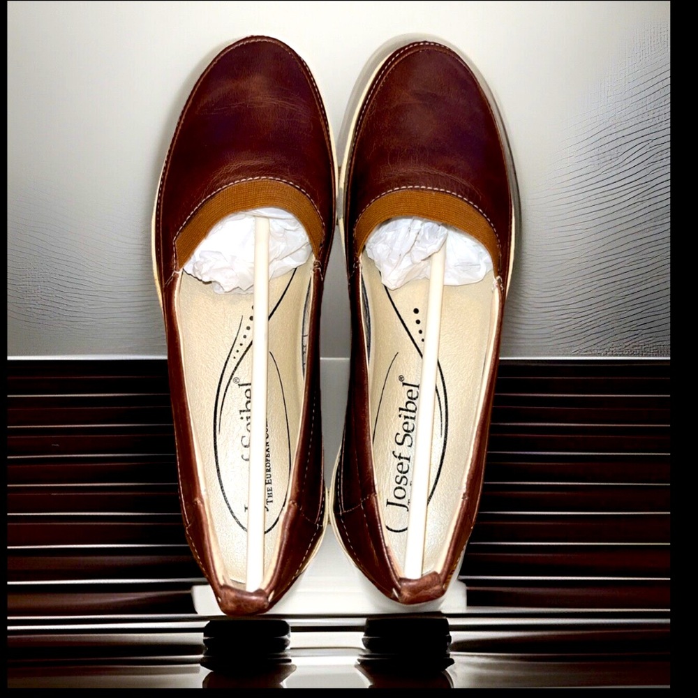 Josef Seibel Full Grain Leather Closed Toe Slip On Loafers Shoes W/Elastic Band - Picture 11 of 15